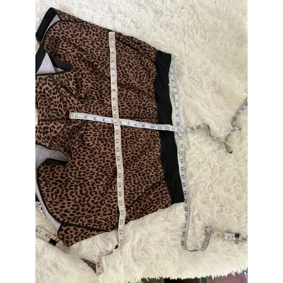 Women's Lands' End Plus 18 Brown Black Leopard Print Athletic Shorts - Picture 7 of 11